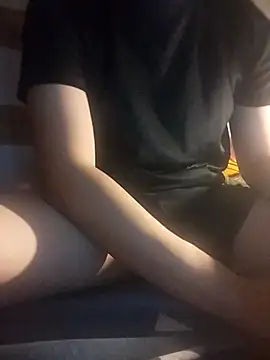 Snapshot of gande_003 chatting on October 21, 6:00 pm gande 003 online show from October 21, 6:00 pm