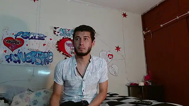 picante70  online show from April 24, 12:40 pm