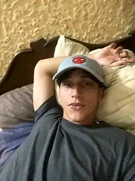 yutaa12 online show from November 5, 8:33 pm