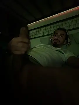 shadespider online show from April 4, 10:01 am