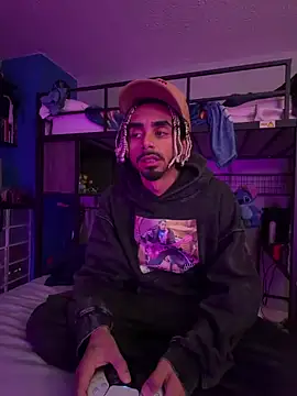 shadespider online show from April 10, 12:50 am