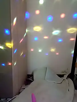 Cucco25 online show from November 27, 12:53 pm