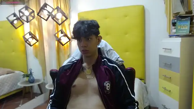 jeander186 online show from October 27, 3:58 pm