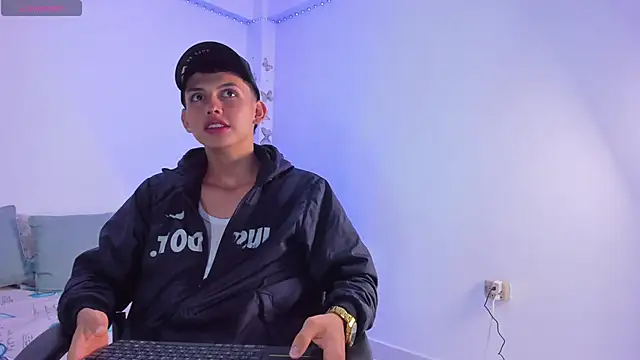 Axel Cody  online show from October 18, 11:26 am