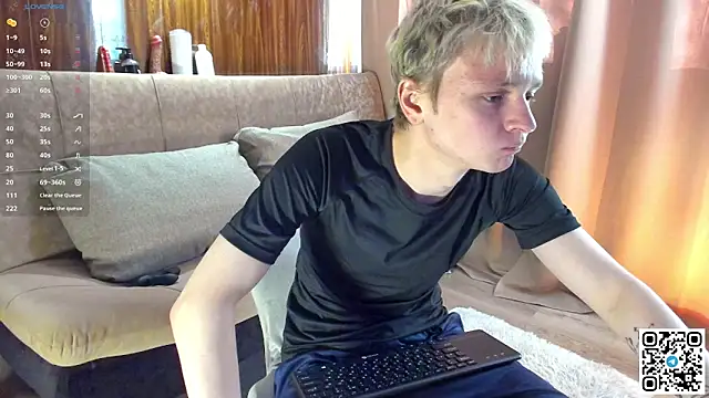 Logan mett online show from April 27, 3:08 pm