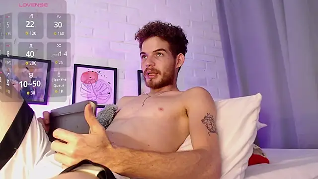 MATEO HUNTER online show from April 1, 10:17 am