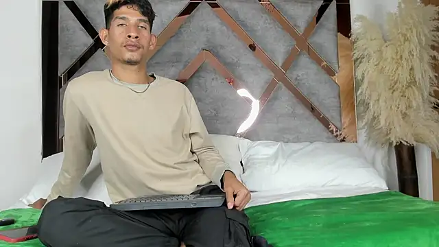 matias kingx online show from October 14, 4:52 am