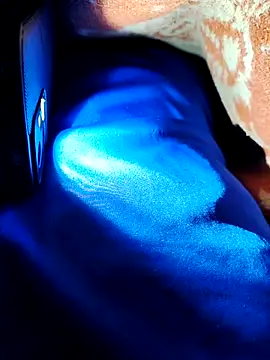 kish kish online show from October 31, 6:33 pm