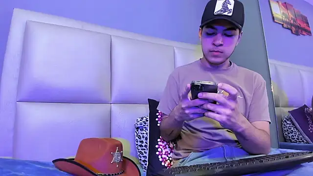 Jhonny saenz online show from November 6, 2:20 pm