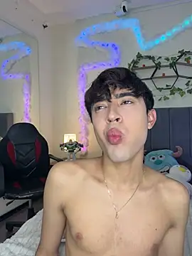 JustinCastiblanco online show from February 26, 11:44 am