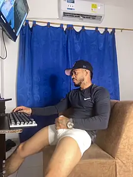 Kylian Alessandro online show from November 18, 12:25 am