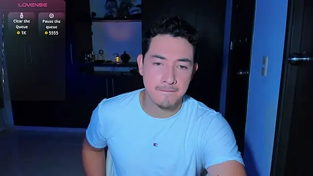 Lexmiller18 online show from October 27, 5:54 am