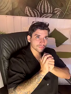 Mike montoya01 online show from October 24, 1:51 am