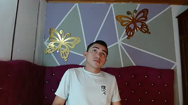 Ruiz2416 online show from October 16, 11:18 am