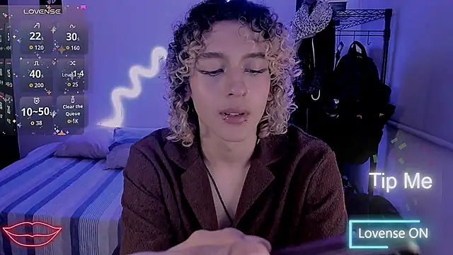 Lyric Mirage online show from March 20, 1:42 am