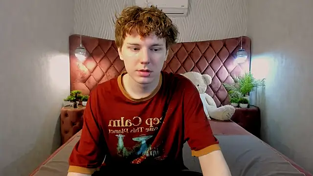 KevinMilky online show from March 25, 7:34 am