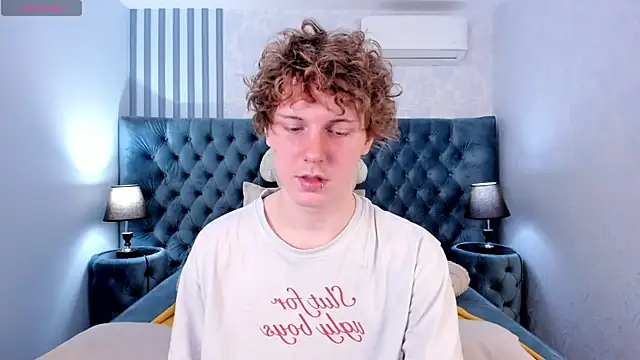 KevinMilky online show from March 15, 6:54 am