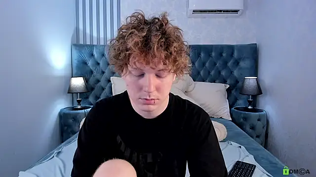 KevinMilky online show from March 19, 7:00 am