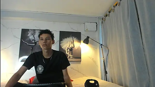 AQUARIUS x online show from November 3, 11:47 am