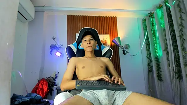 AQUARIUS x online show from October 24, 11:56 am