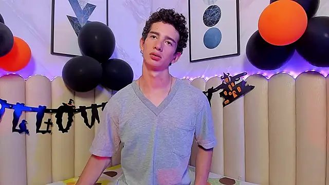 Sasha Blazes online show from October 25, 3:52 am