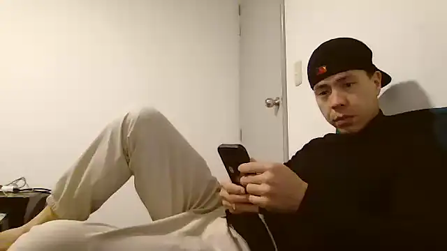 Carlomorelo online show from October 22, 12:35 am