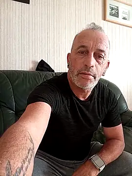 Ptitcouic online show from November 26, 1:58 pm