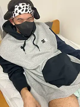 yuu 72 online show from October 22, 2:43 pm