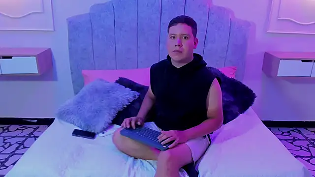 noah chapman online show from October 17, 12:09 pm