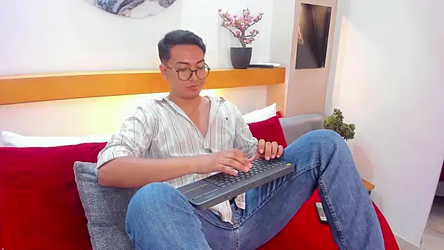 JohnBelRose online show from January 9, 8:14 pm