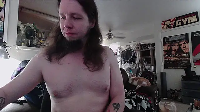 biggerisbetter12 online show from June 24, 6:11 pm