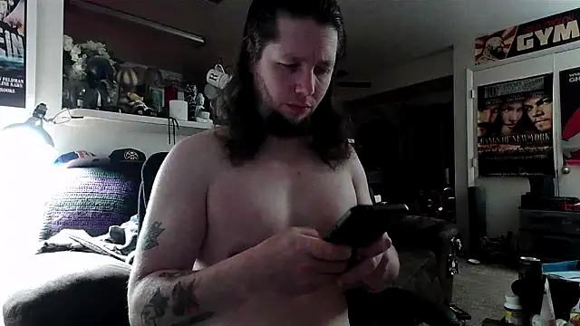 biggerisbetter12 online show from October 18, 9:36 am