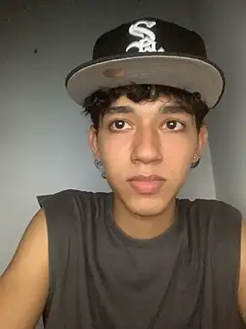 Alex king17 online show from April 21, 10:05 pm