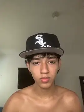 Alex king17 online show from April 23, 8:00 pm