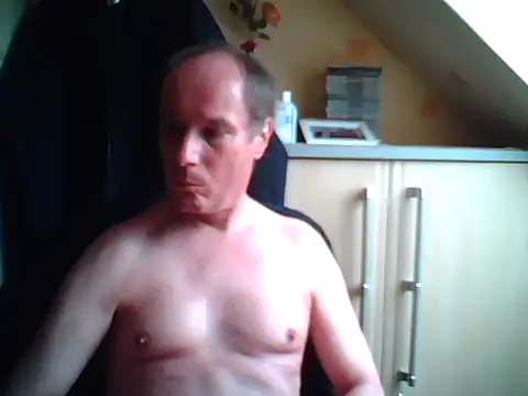 Pornostar12 online show from October 22, 2:32 pm