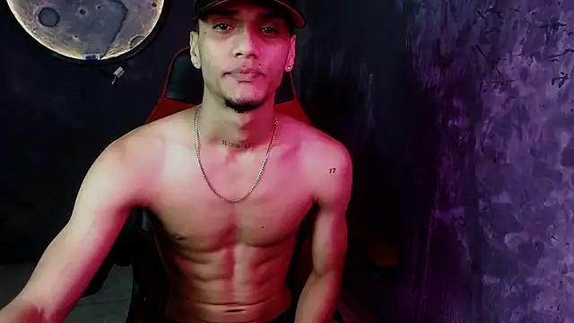 jaxonblack online show from February 16, 8:18 pm