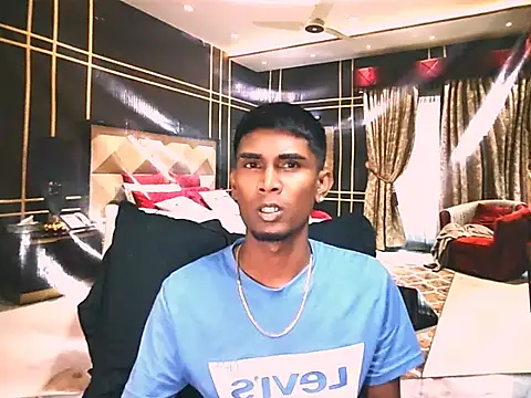 IndianThuggin online show from June 9, 6:20 pm
