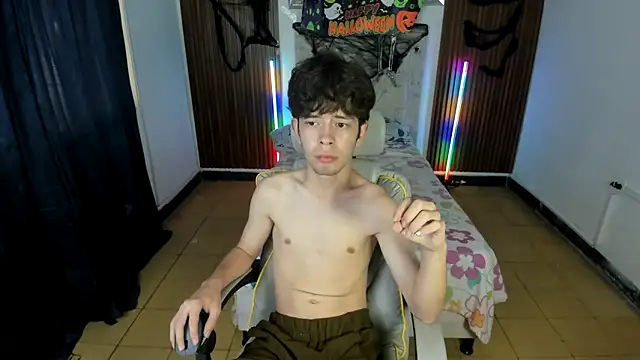 dilan orduz online show from October 29, 1:47 pm