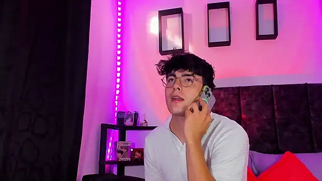 Theo Noxxx online show from October 28, 9:17 pm