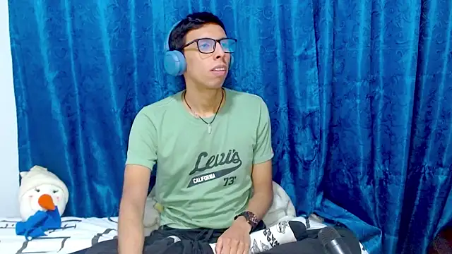 DavTwink3100 online show from January 15, 3:10 am