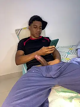 liam Brooks9 online show from March 13, 12:13 pm