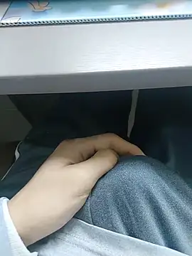 fdskj online show from April 3, 2:19 am