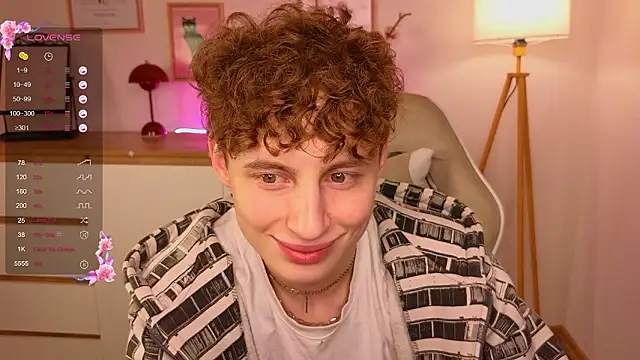 crisp1n online show from February 17, 7:07 am