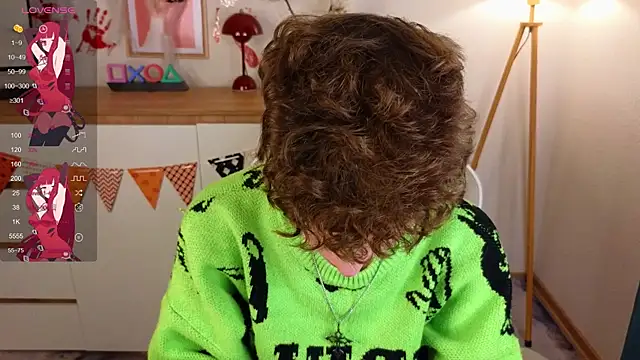 crisp1n online show from November 7, 3:15 pm