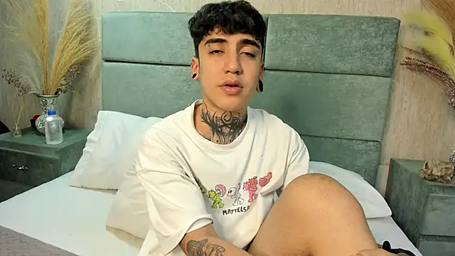 SantiOlsen online show from December 17, 7:15 am