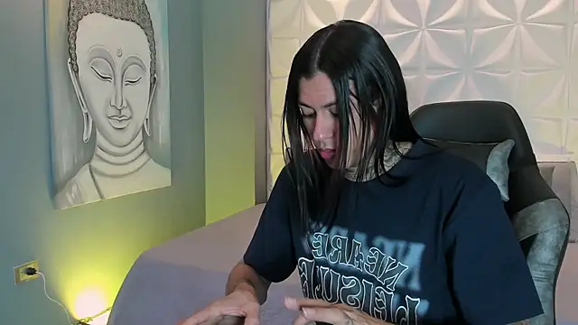 ArohomLester online show from April 7, 1:33 pm