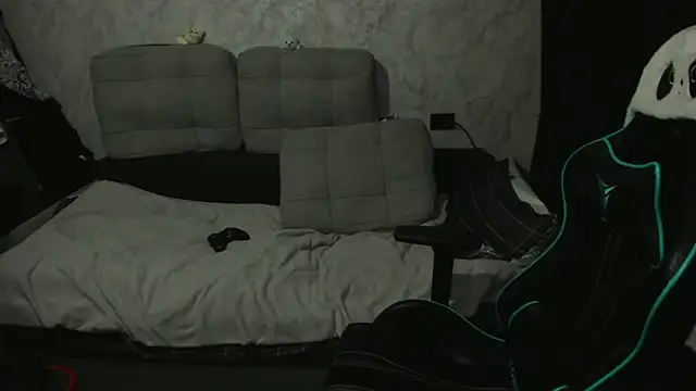 Pohyi  online show from March 15, 2:56 pm