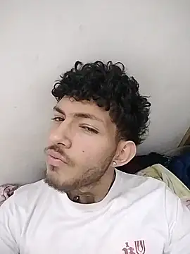 LyliaWood online show from December 18, 2:18 am