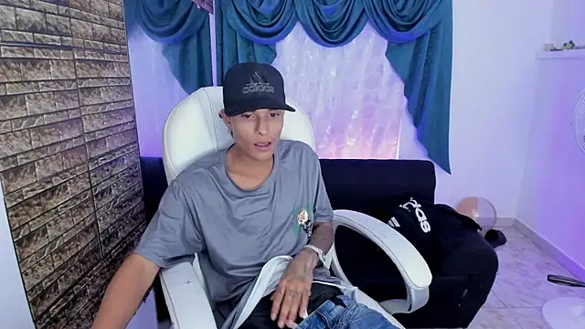 paul booy online show from November 22, 4:45 am