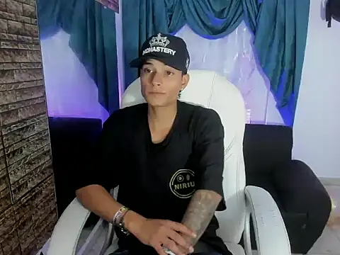 paul booy online show from November 14, 3:20 am